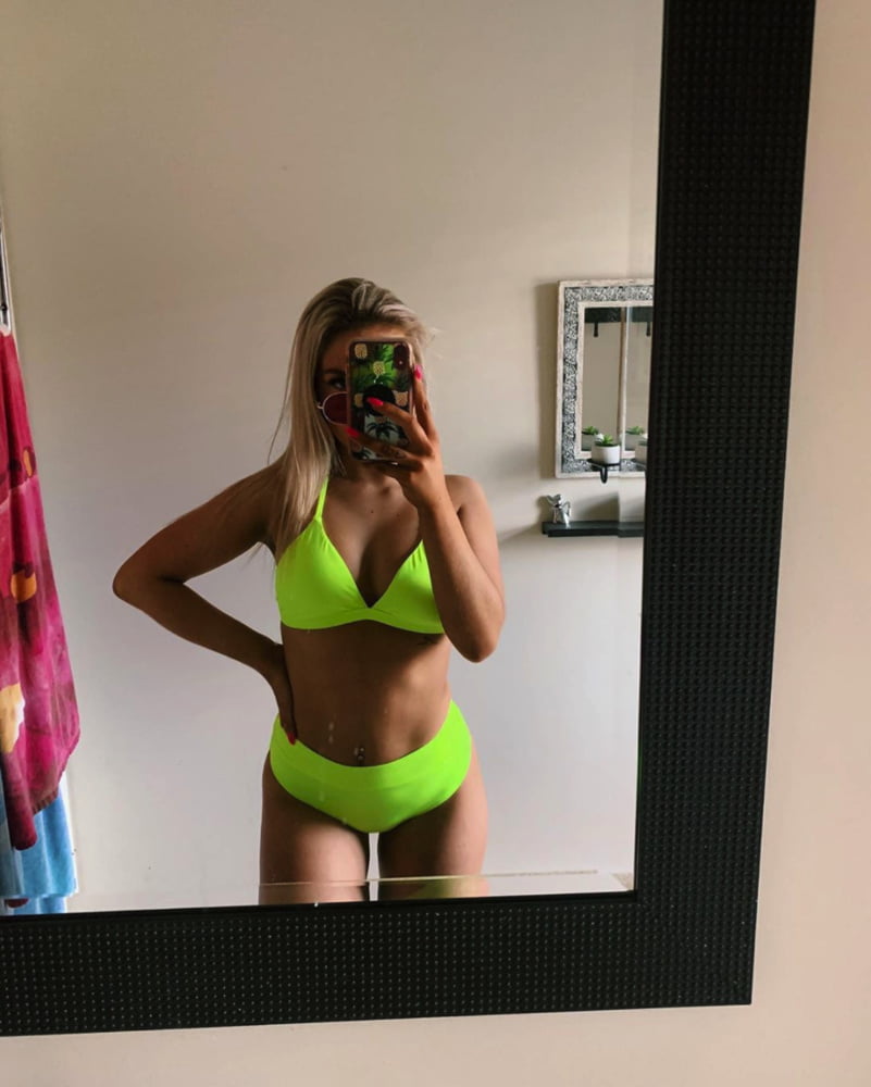 Cette pute d ariane #87635307