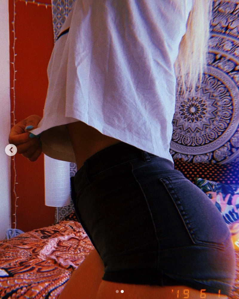 Cette pute d ariane #87635316