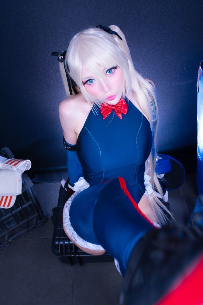 Kmfx - marie rose
 #81827632