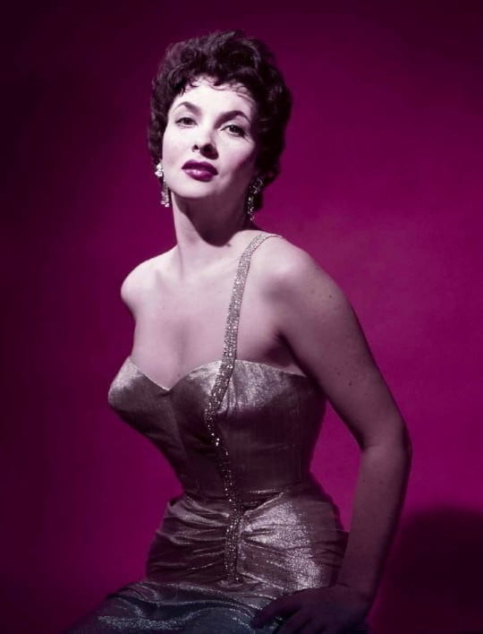 モダニート
 #89225381