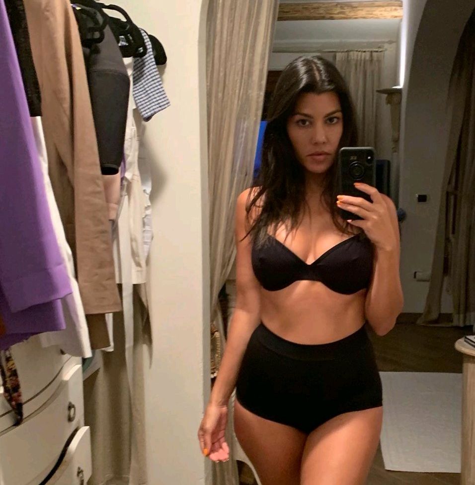 Kourtney Kardashian nackt #108662680