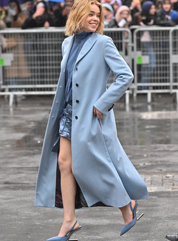 Milly Alcock nackt #108808877