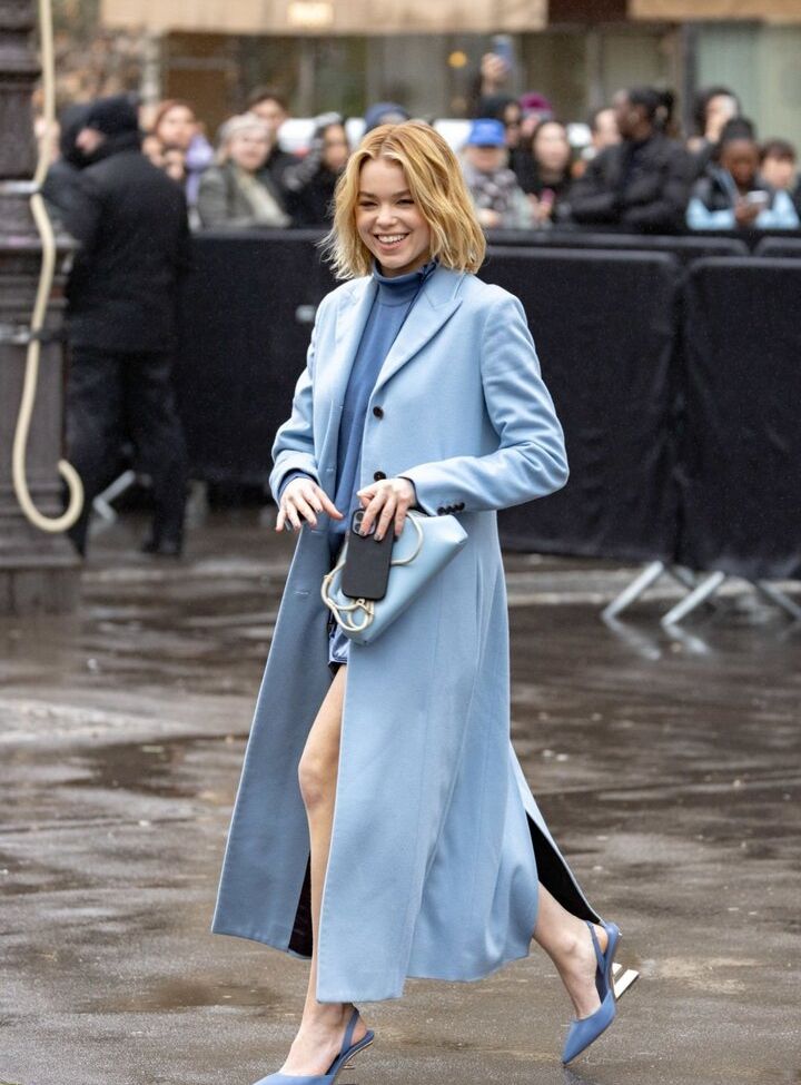 Milly Alcock nackt #108808883