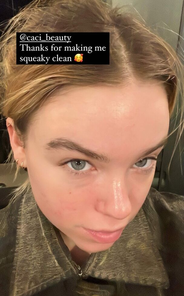 Milly Alcock nackt #108808921