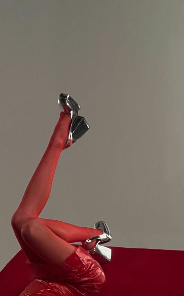 Milly Alcock nackt #108808933