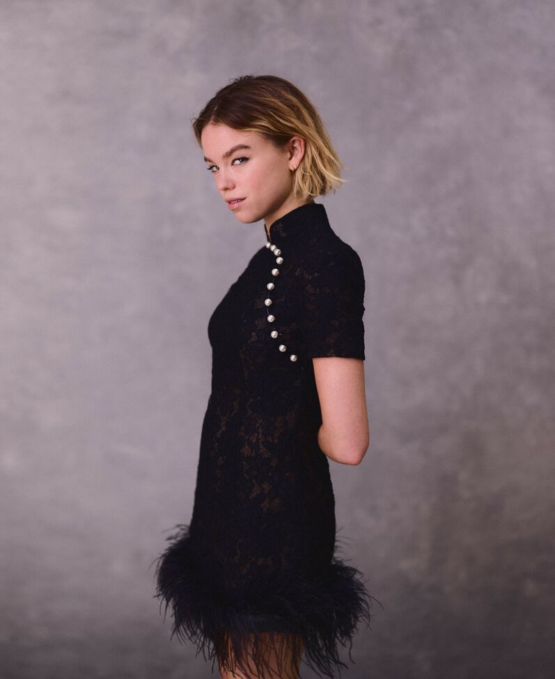 Milly Alcock nackt #108809039