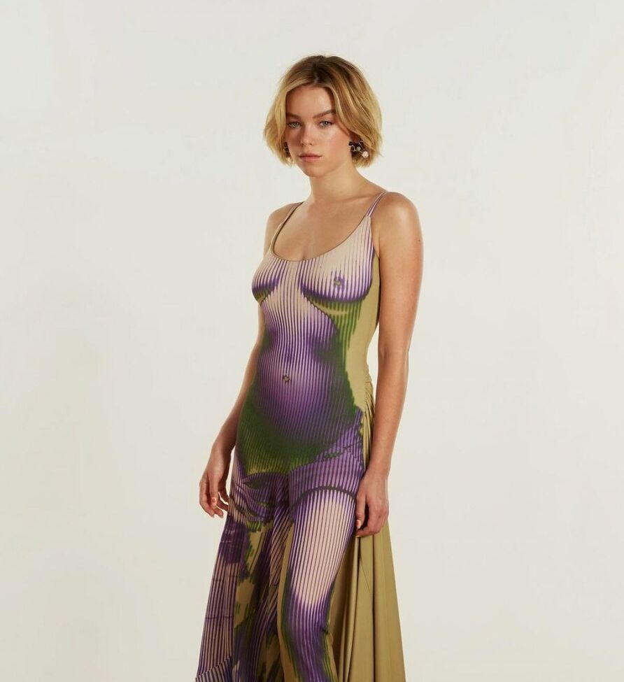 Milly Alcock nackt #108809048