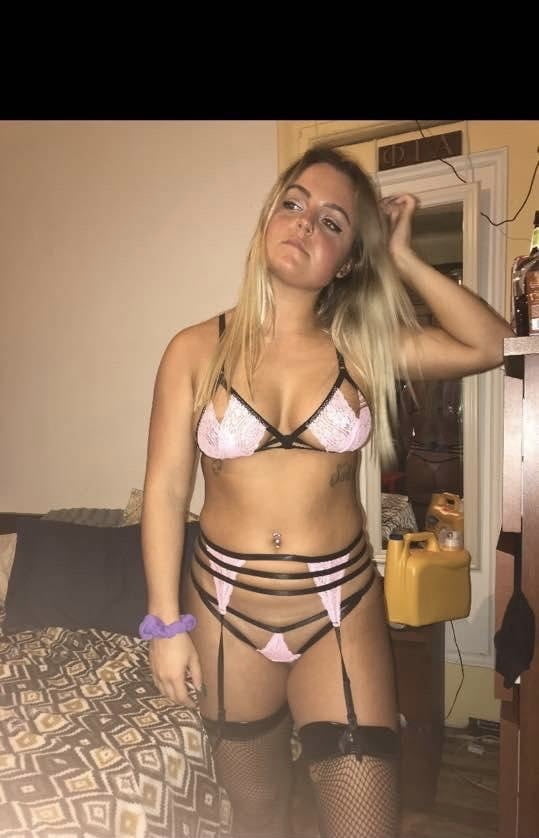 Chubby Busty Pierced Teen Slut Shows Big Tits Curvy Body #81810402