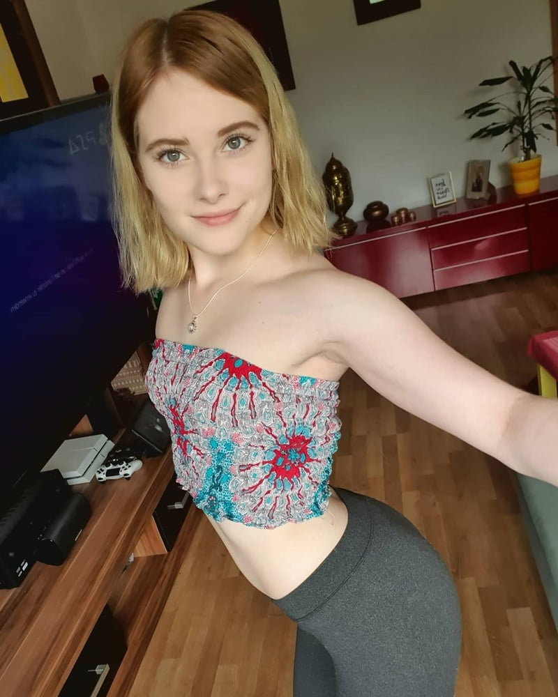 On Instagram- lovlyluna_official #94378000