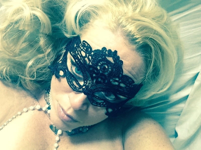 Mi colección de selfies - milfs 2
 #99411147