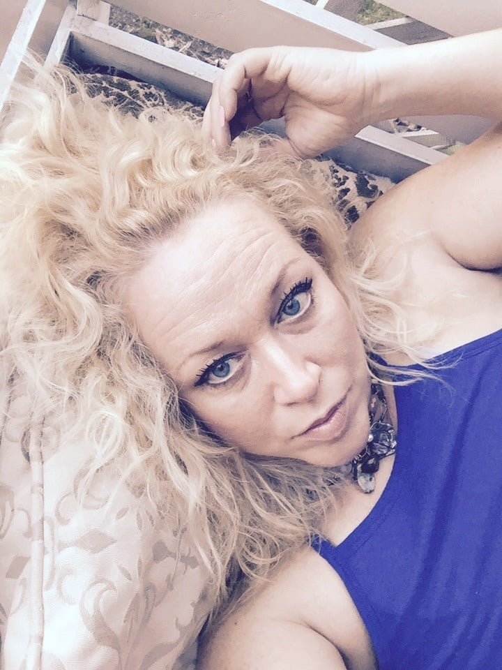 Mi colección de selfies - milfs 2
 #99411298