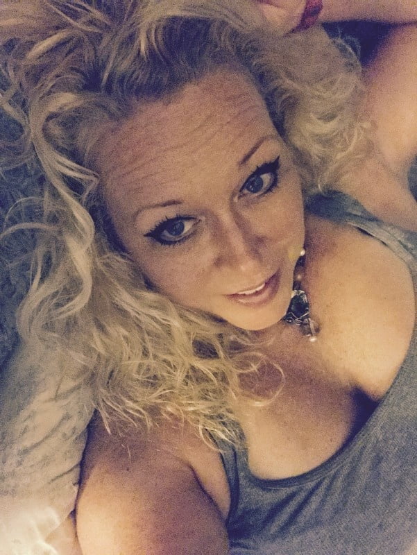 Mi colección de selfies - milfs 2
 #99411340