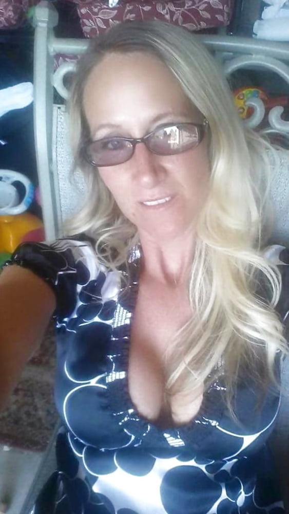 Mi colección de selfies - milfs 2
 #99411417