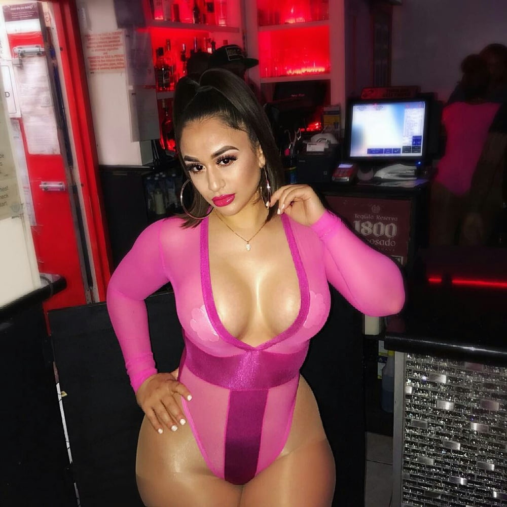 Instagram models in pose V #87790545