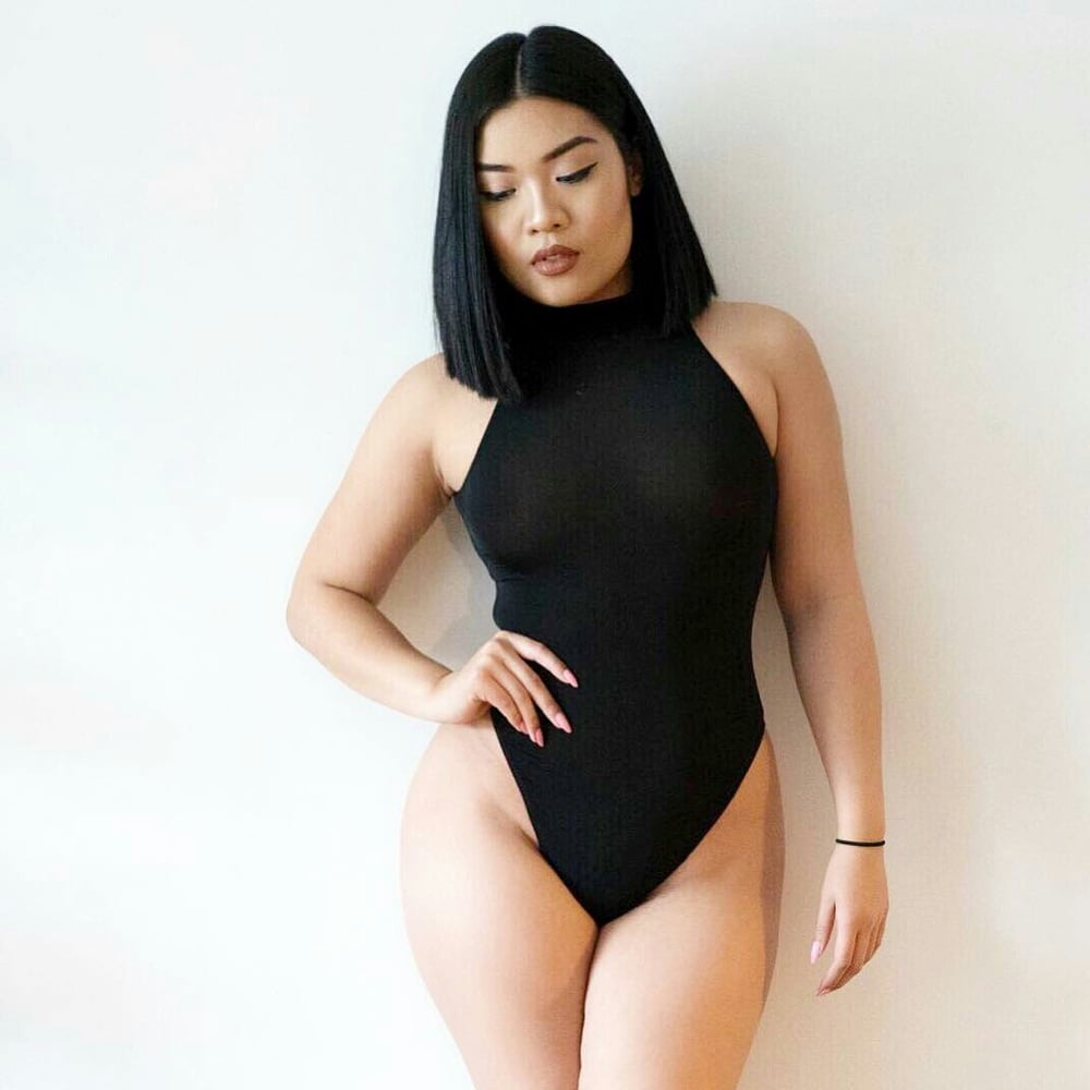Instagram models in pose V #87790941