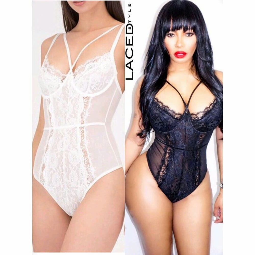Instagram models in pose V #87791460