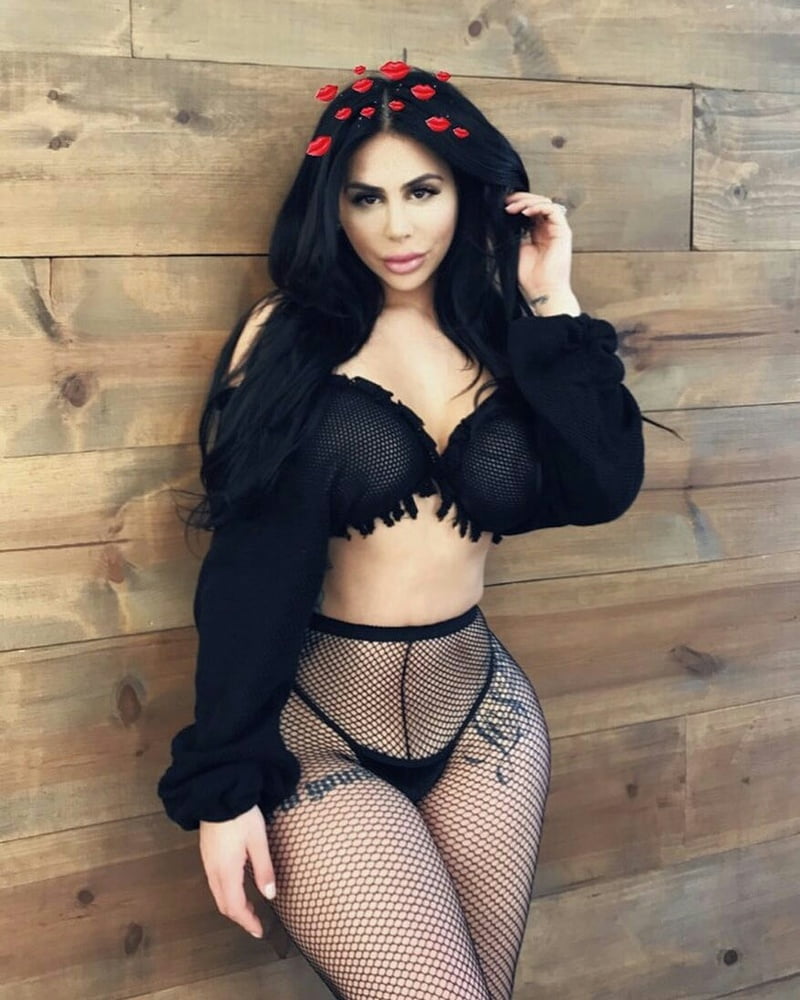 Instagram models in pose V #87791487