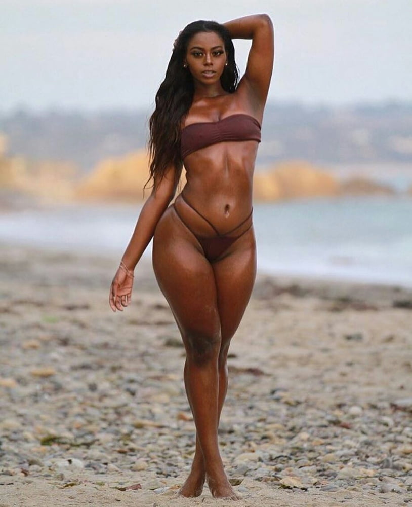 Instagram models in pose V #87791521