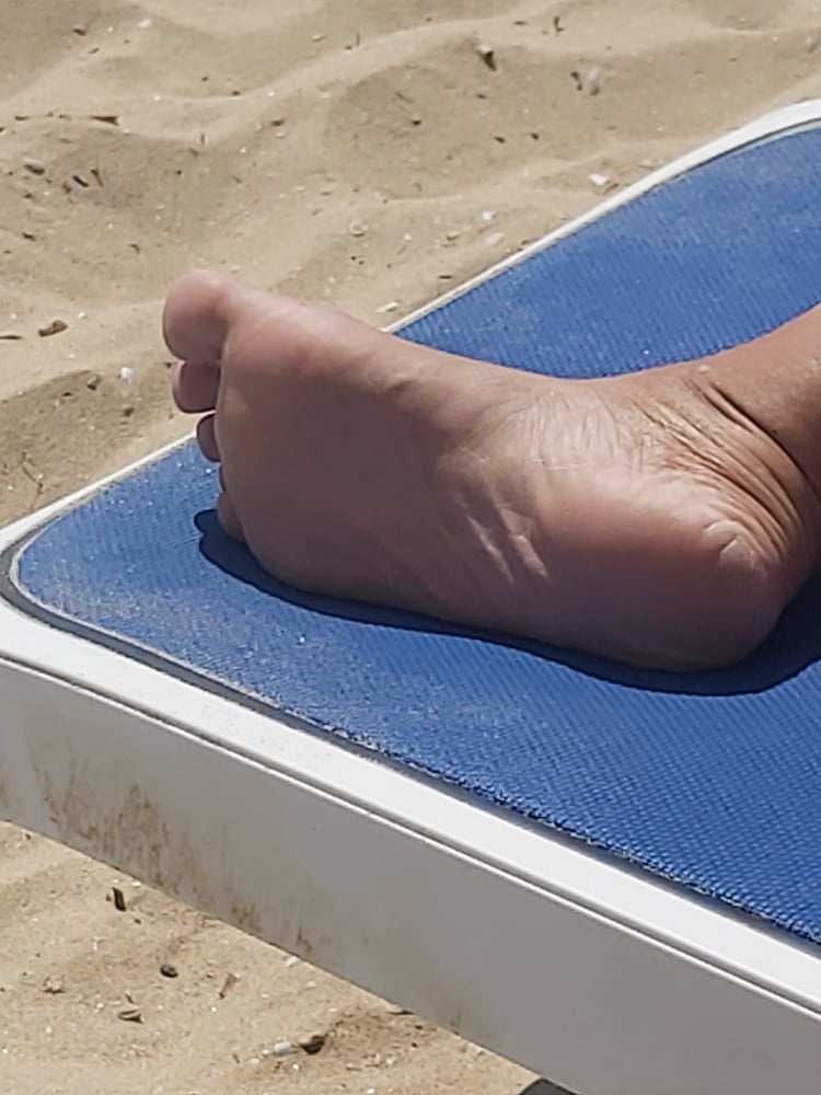 I piedi sexy della mia preziosa moglie
 #87378154