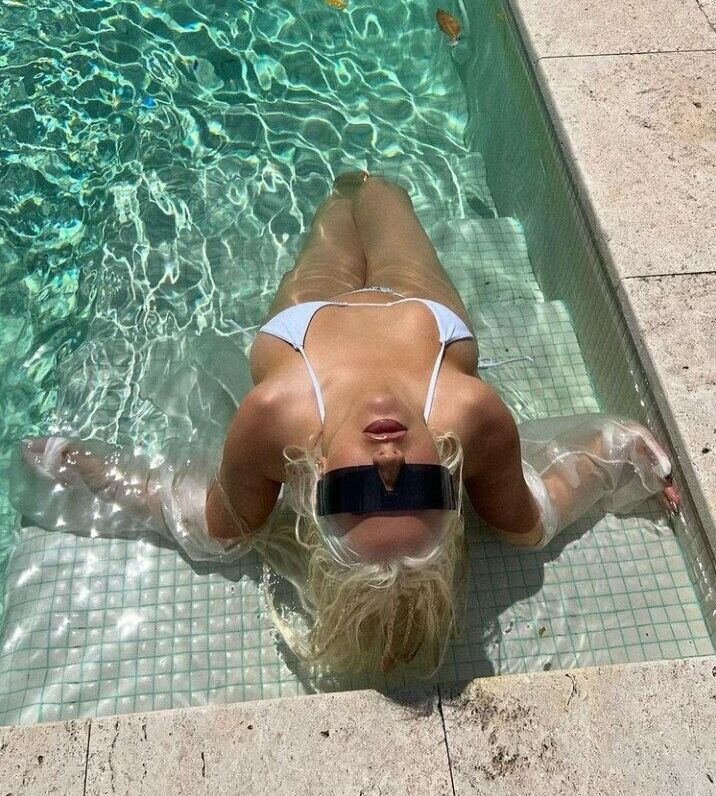 Christina Aguilera nackt #108236653