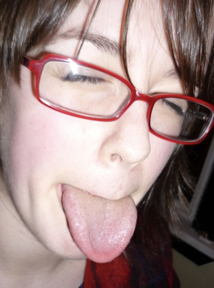 Tongues out 3
 #87557600