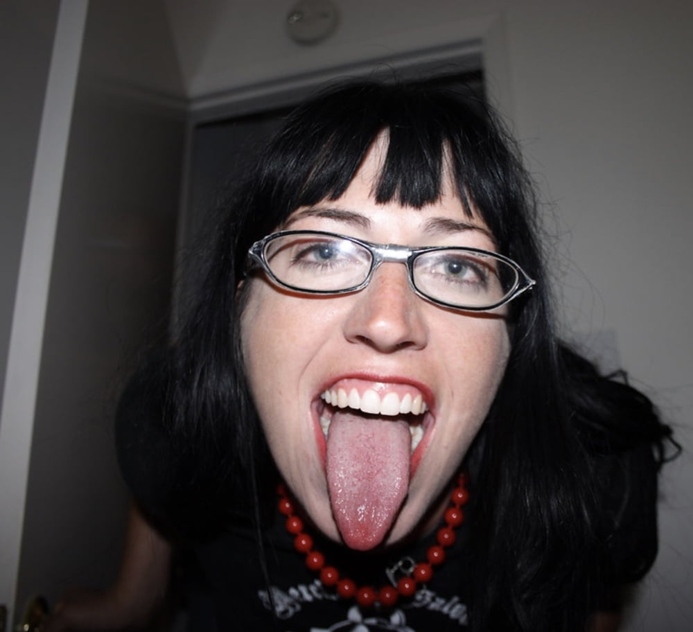 Tongues out 3
 #87557615