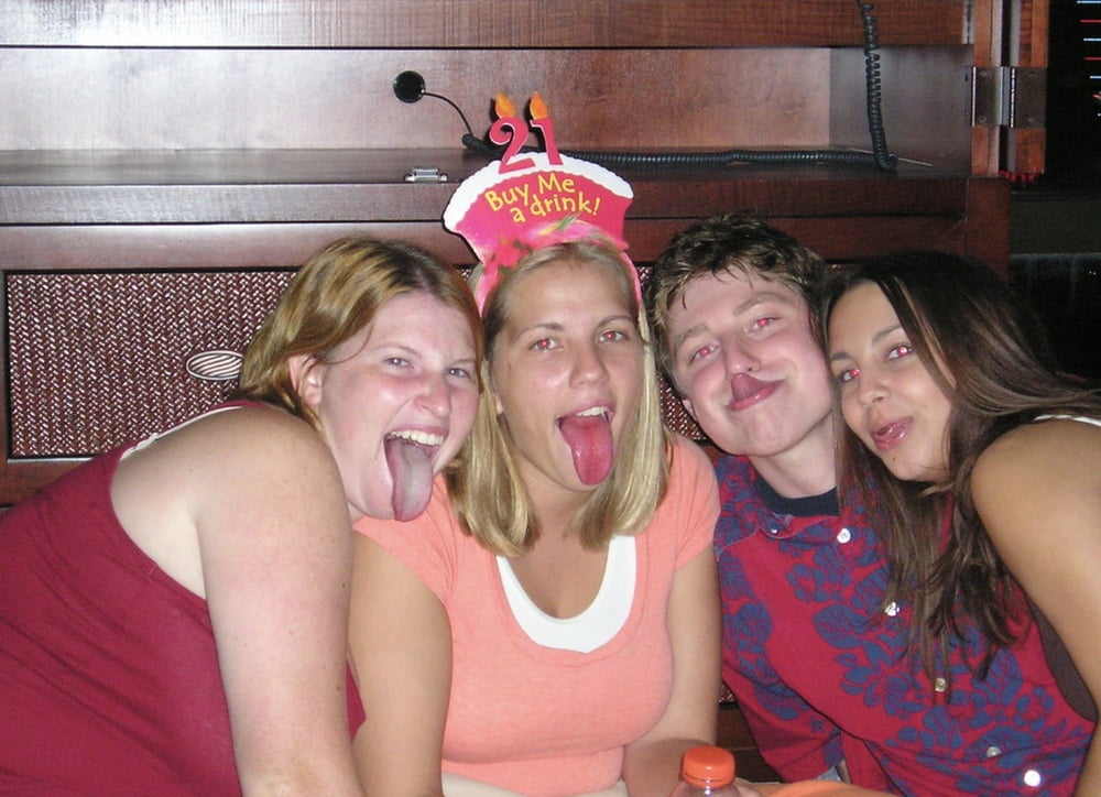 Tongues out 3
 #87557693