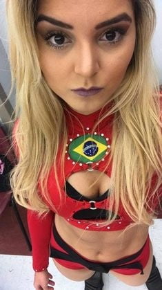 Taynara Conti #97403986