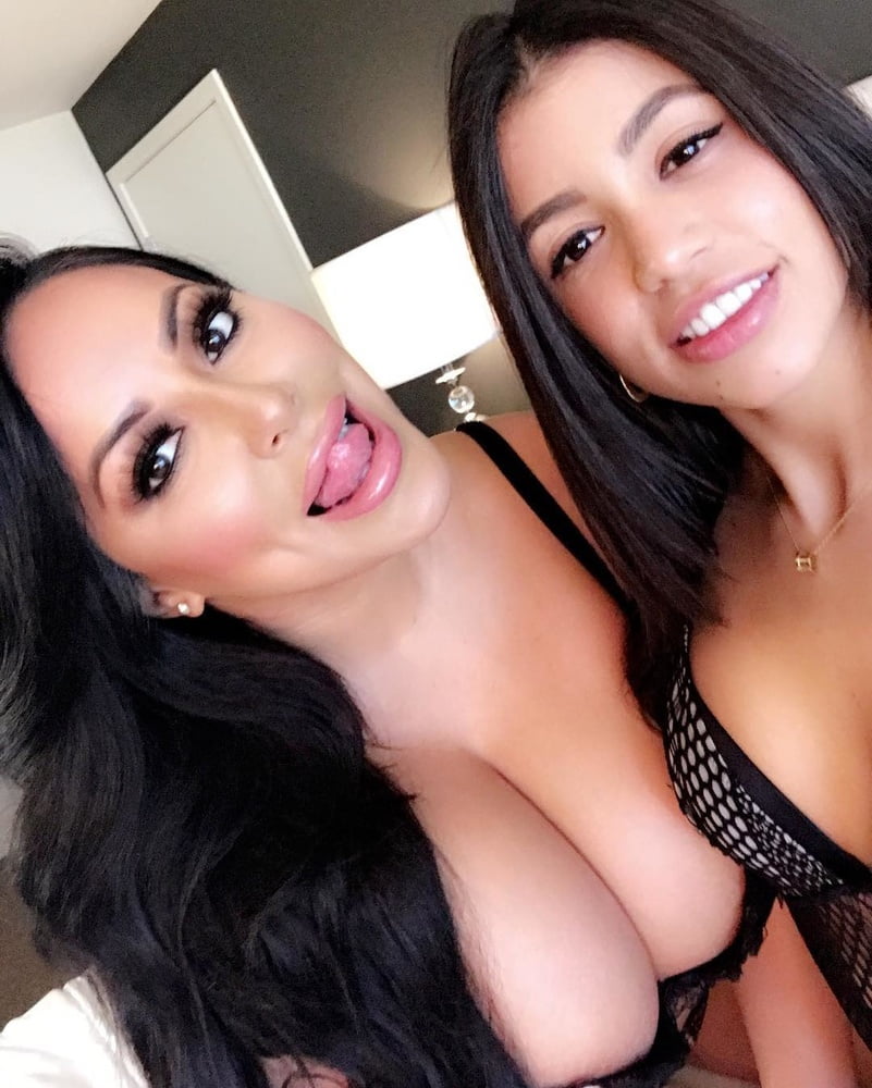 Kiara mia hot latina mature big butt porn star
 #95040478