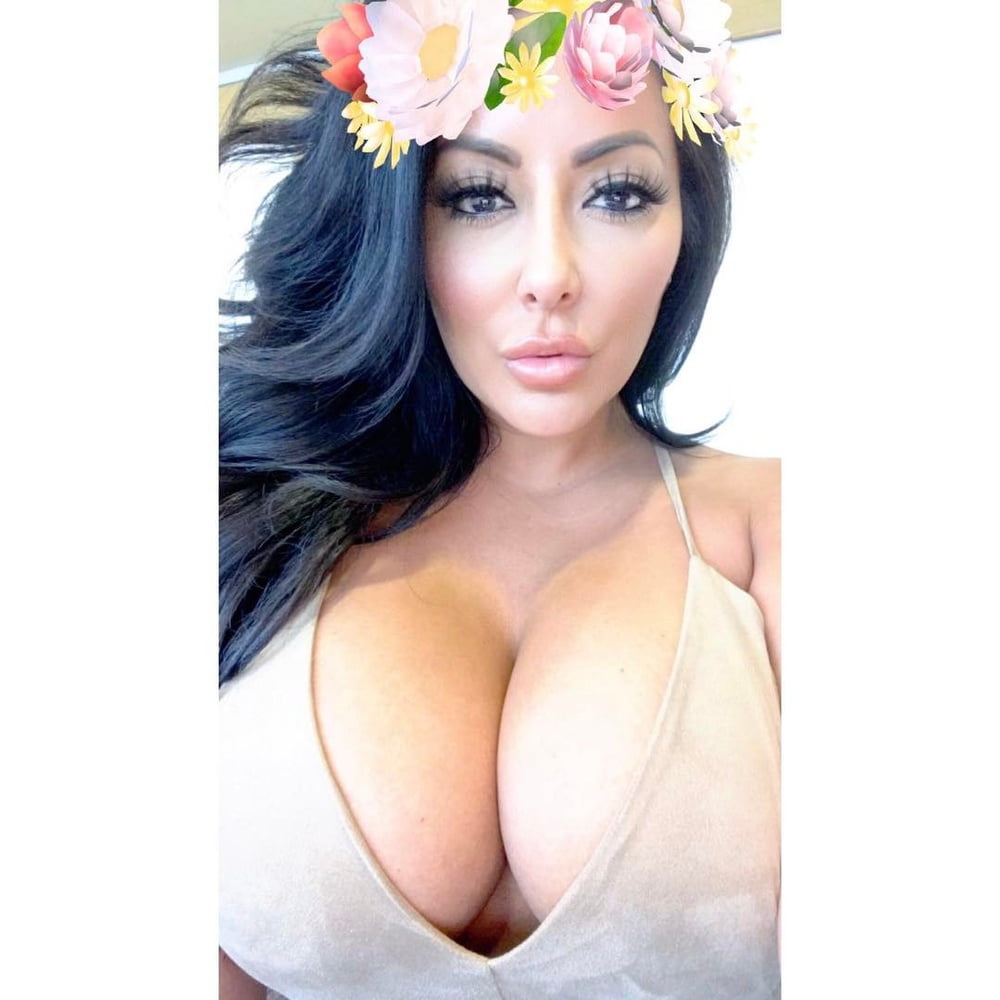 Kiara Mia Hot Latina Mature Big Butt Porn Star #95040952