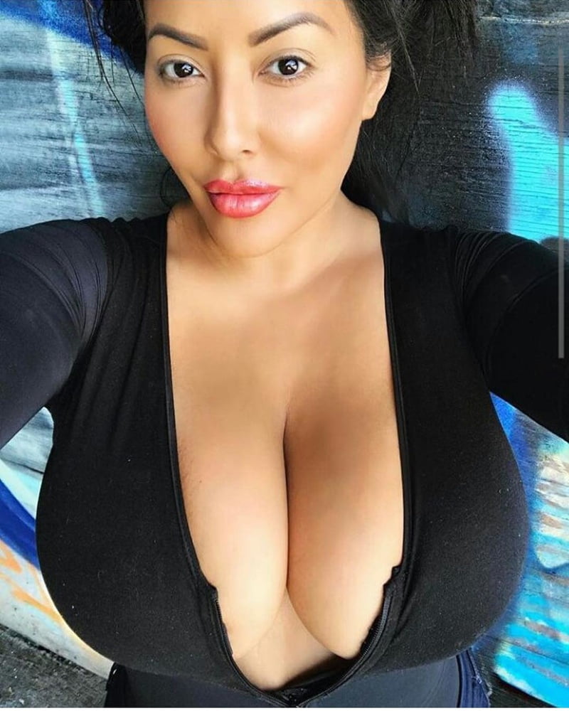 Kiara Mia Hot Latina Mature Big Butt Porn Star #95040958