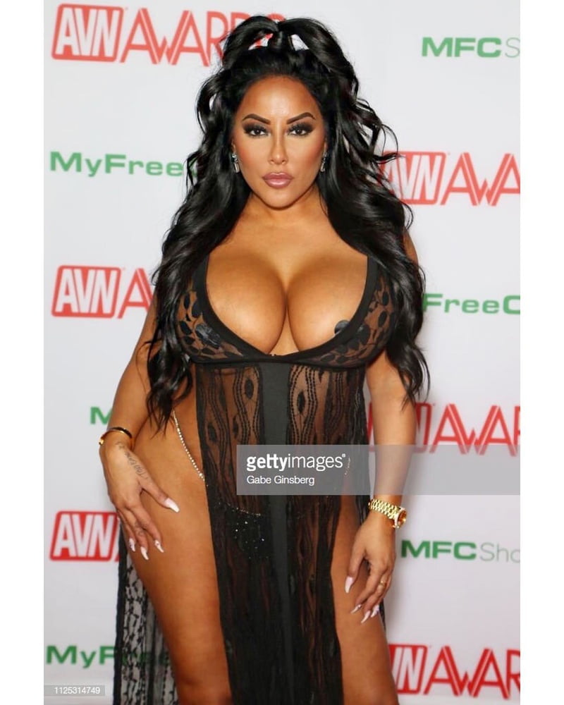 Kiara Mia Hot Latina Mature Big Butt Porn Star #95040964