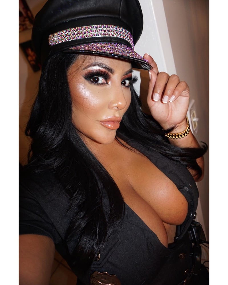 Kiara Mia Hot Latina Mature Big Butt Porn Star #95041388