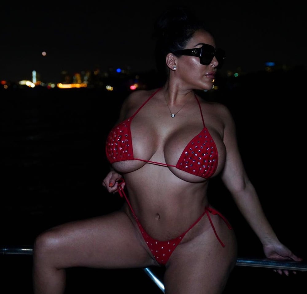 Kiara Mia Hot Latina Mature Big Butt Porn Star #95041392