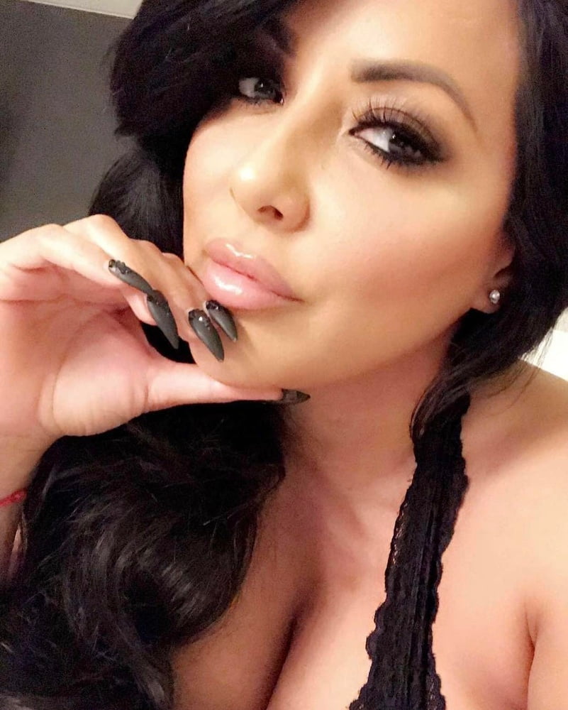 Kiara Mia Hot Latina Mature Big Butt Porn Star #95041394