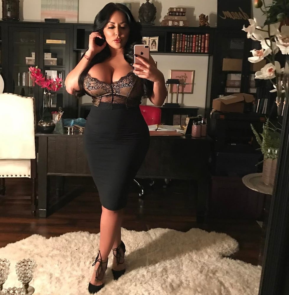 Kiara Mia Hot Latina Mature Big Butt Porn Star #95041400