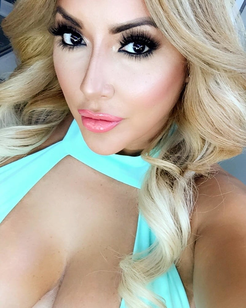 Kiara Mia Hot Latina Mature Big Butt Porn Star #95042055