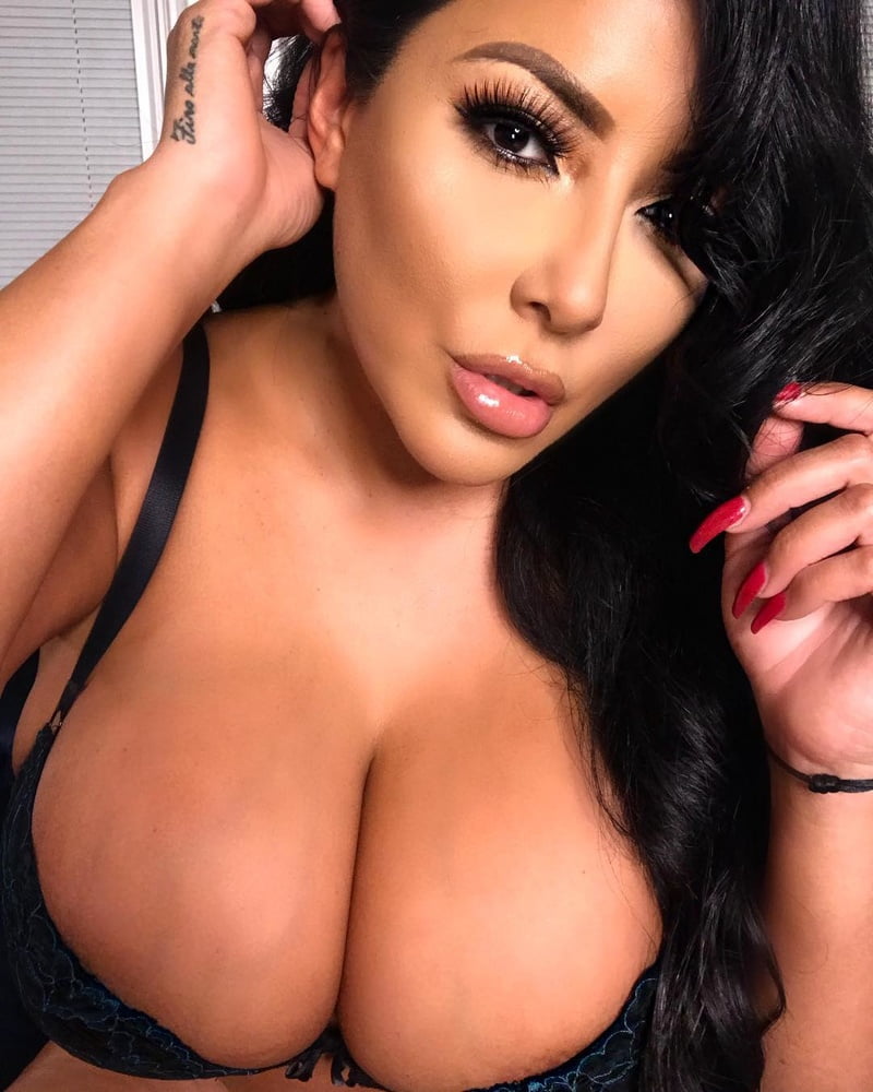 Kiara Mia Hot Latina Mature Big Butt Porn Star #95042259