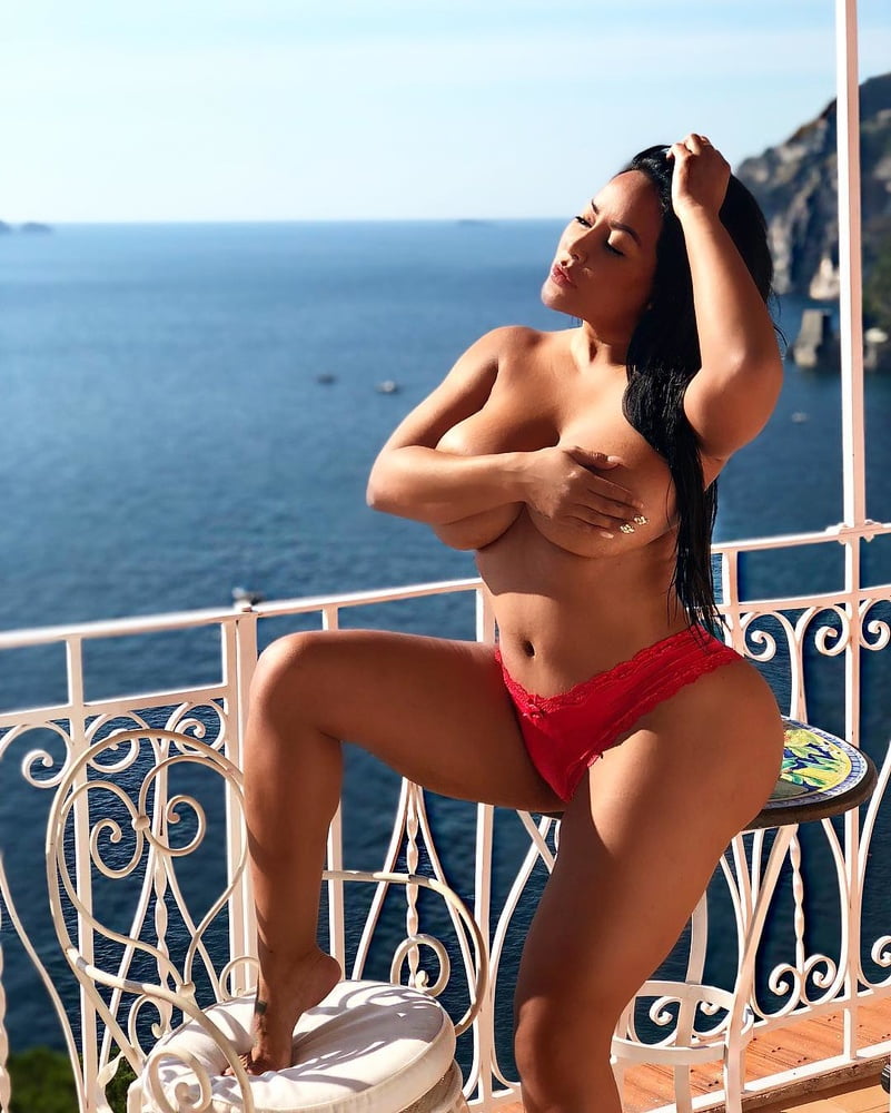 Kiara Mia Hot Latina Mature Big Butt Porn Star #95042372