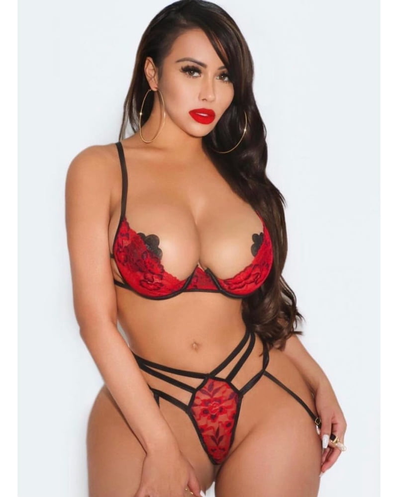 Kiara Mia Hot Latina Mature Big Butt Porn Star #95042510