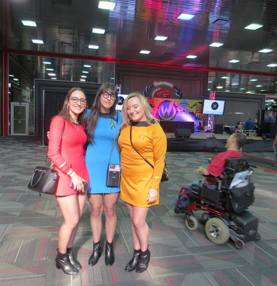 Star trek strumpfhosen milfs
 #94682012