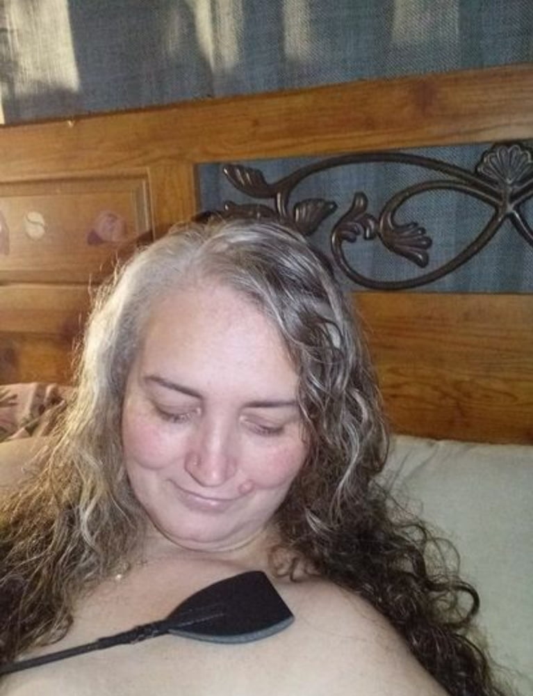 Hor entblößte Milf
 #92357823