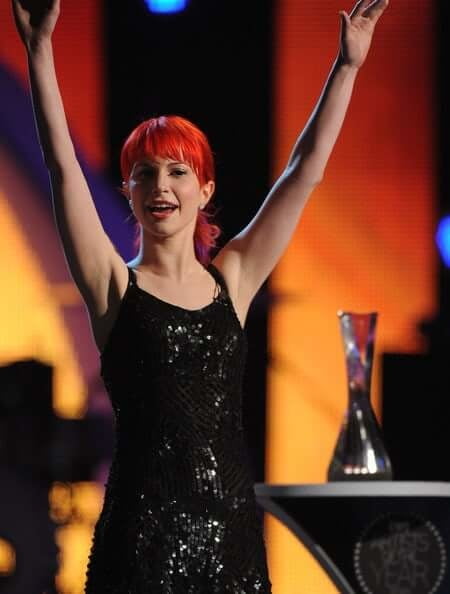 Hayley Williams Mega pic dump #93162404