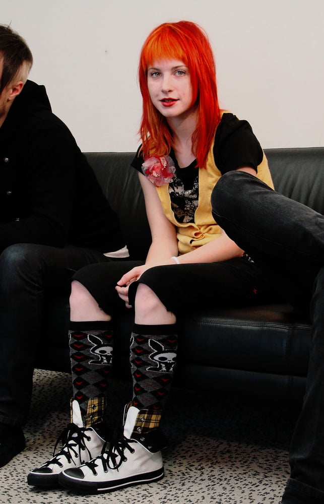 Hayley williams mega pic dump
 #93162420