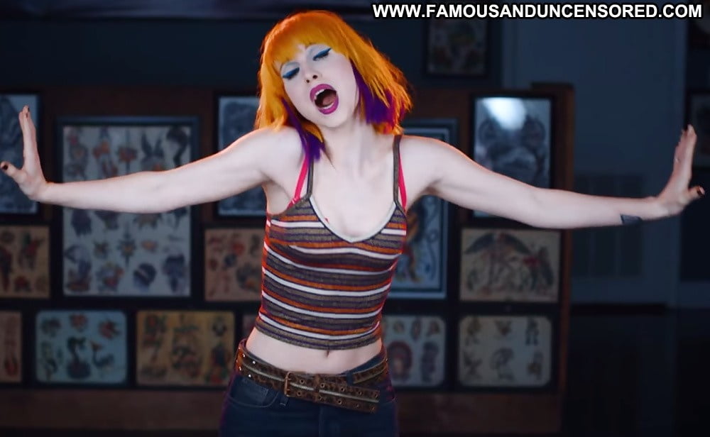 Hayley williams mega pic dump
 #93162857