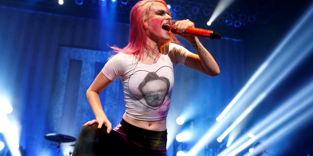 Hayley williams mega pic dump
 #93162996