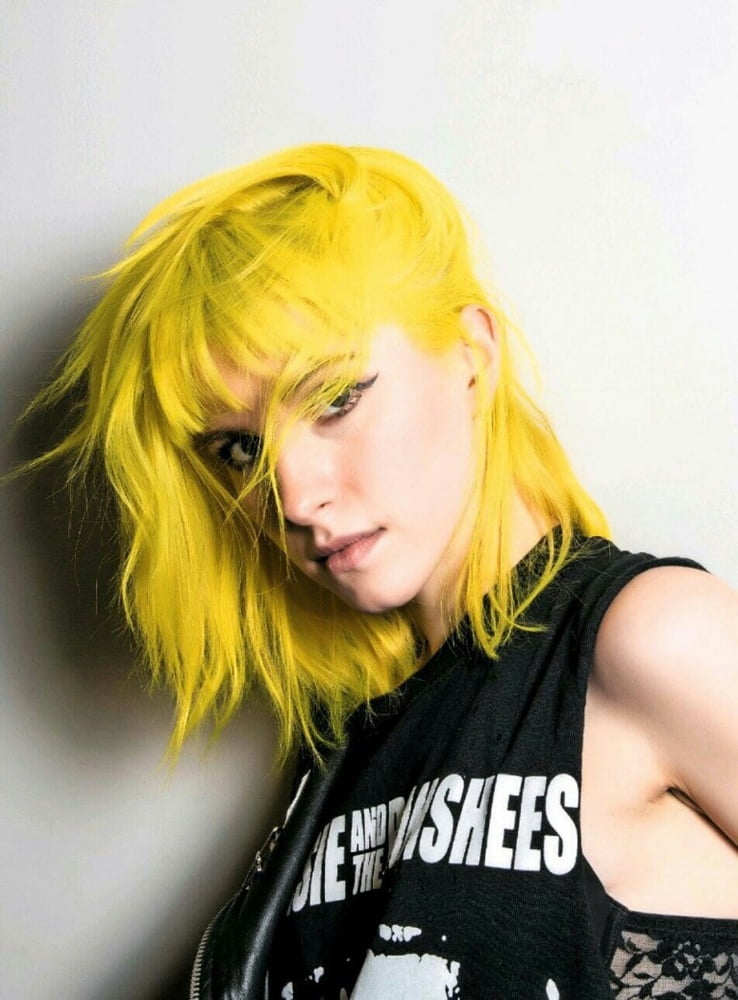 Hayley williams mega pic dump
 #93163195