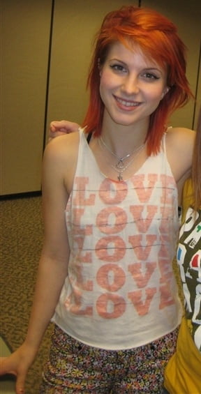 Hayley williams mega pic dump
 #93163475