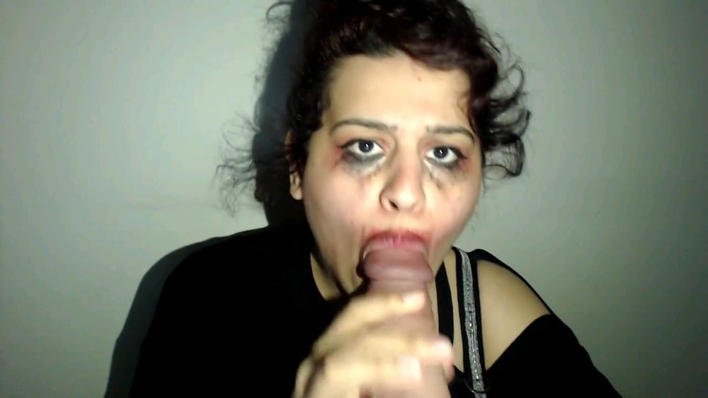 Succhio il mio grande dildo di gomma
 #93474651
