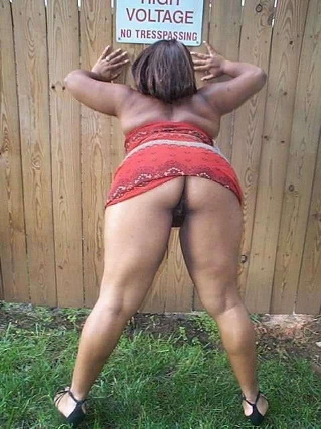 Black Series 01: From MILF to GILF with Matures in between #102652624